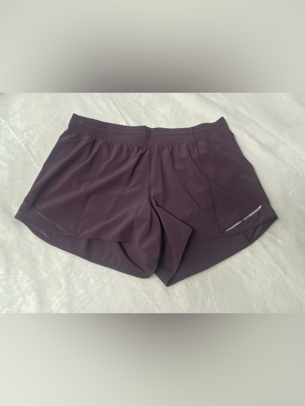 Lululemon Hotty Hot Shorts - High Rise with 4” Inseam - Size 14 - Grape Thistle